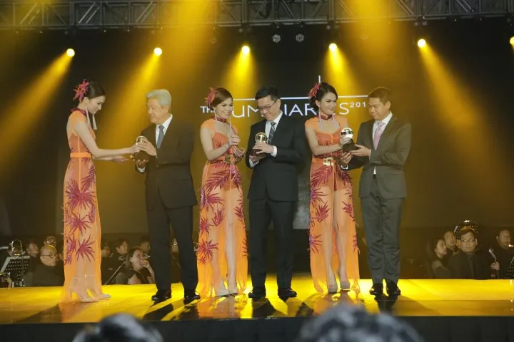 2015 Meralco Luminaries Awards Night — photo gallery-6-0