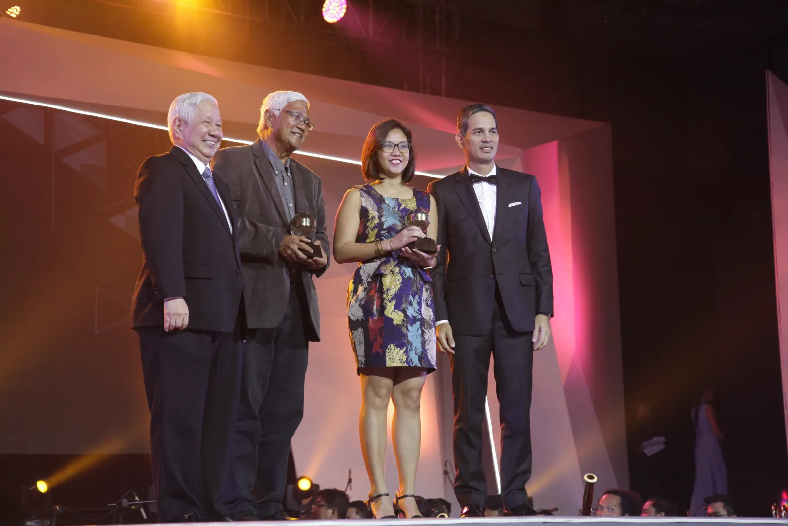 7th Meralco Luminaries Awards Night (2018) Part 3 — photo download-44