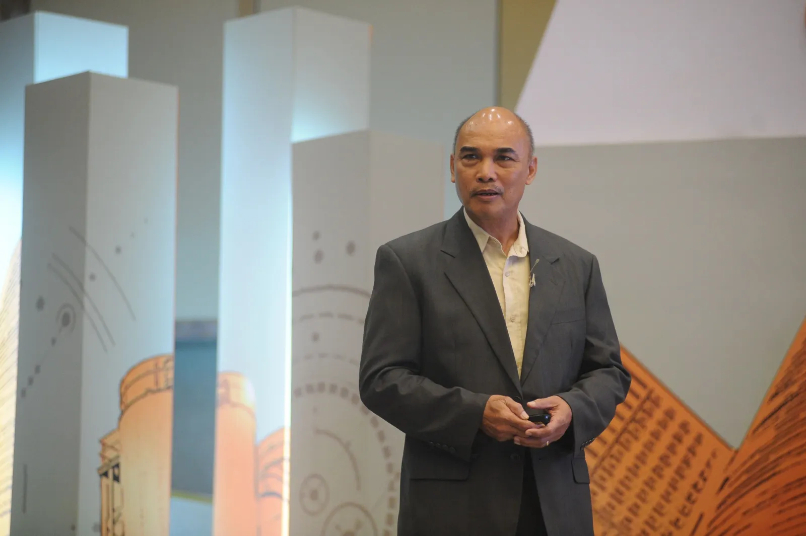 Power Up Forum – Gearing Up for the EE&C Law (August 15, 2019) — photo download-41