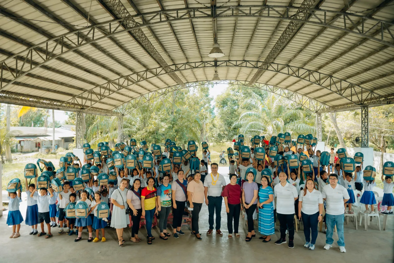 MERALCO COO RETURNS HOME