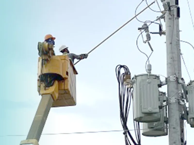 Meralco works to power vaccination centers like Nayong Pilipino