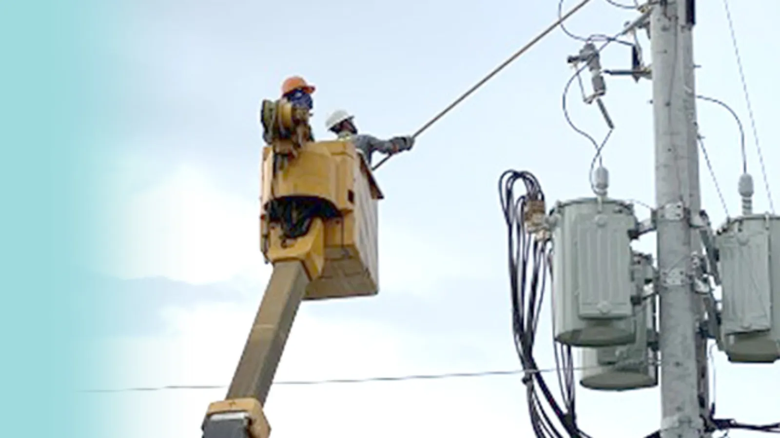 Meralco works to power vaccination centers like Nayong Pilipino